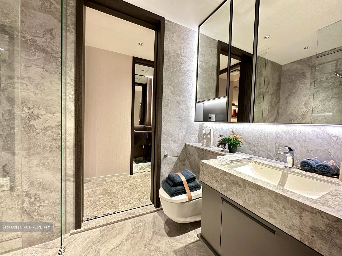 Meyer Blue (D15), Apartment #515619011